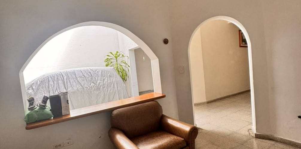 Casa de 6 alcobas en venta en Guayaquil, Medellín, 236 m² · foto 4 de 24