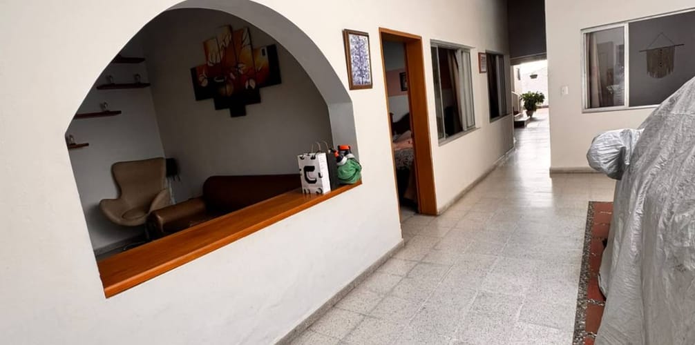 Casa de 6 alcobas en venta en Guayaquil, Medellín, 236 m² · foto 5 de 24