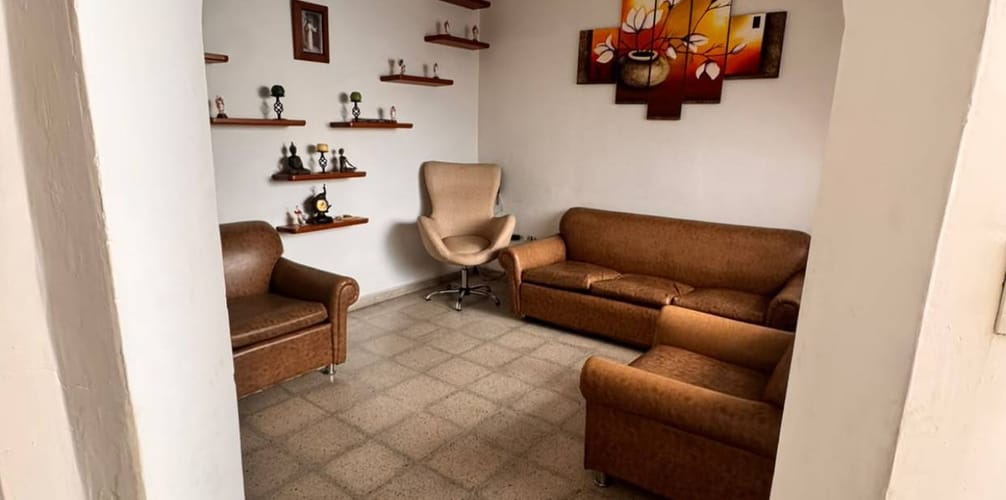 Casa de 6 alcobas en venta en Guayaquil, Medellín, 236 m² · foto 6 de 24