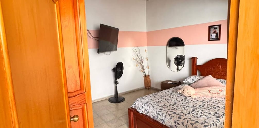 Casa de 6 alcobas en venta en Guayaquil, Medellín, 236 m² · foto 8 de 24