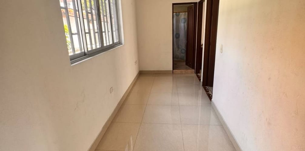 Casa de 6 alcobas en venta en Guayaquil, Medellín, 236 m² · foto 22 de 24