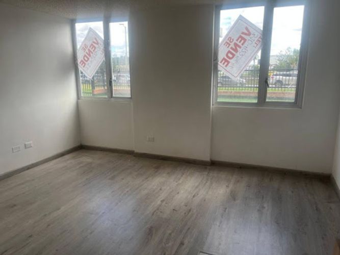 Apartaestudio en venta en El Dorado, Bogotá, 28 m² · foto 3 de 12