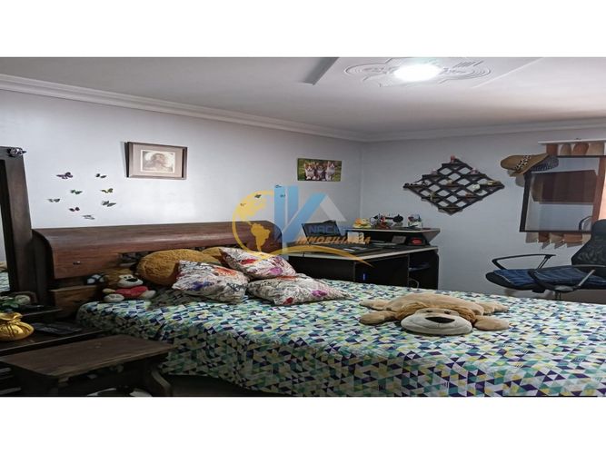 Casa de 3 alcobas en venta en El Poblado, Girón, 80 m² · foto 6 de 9