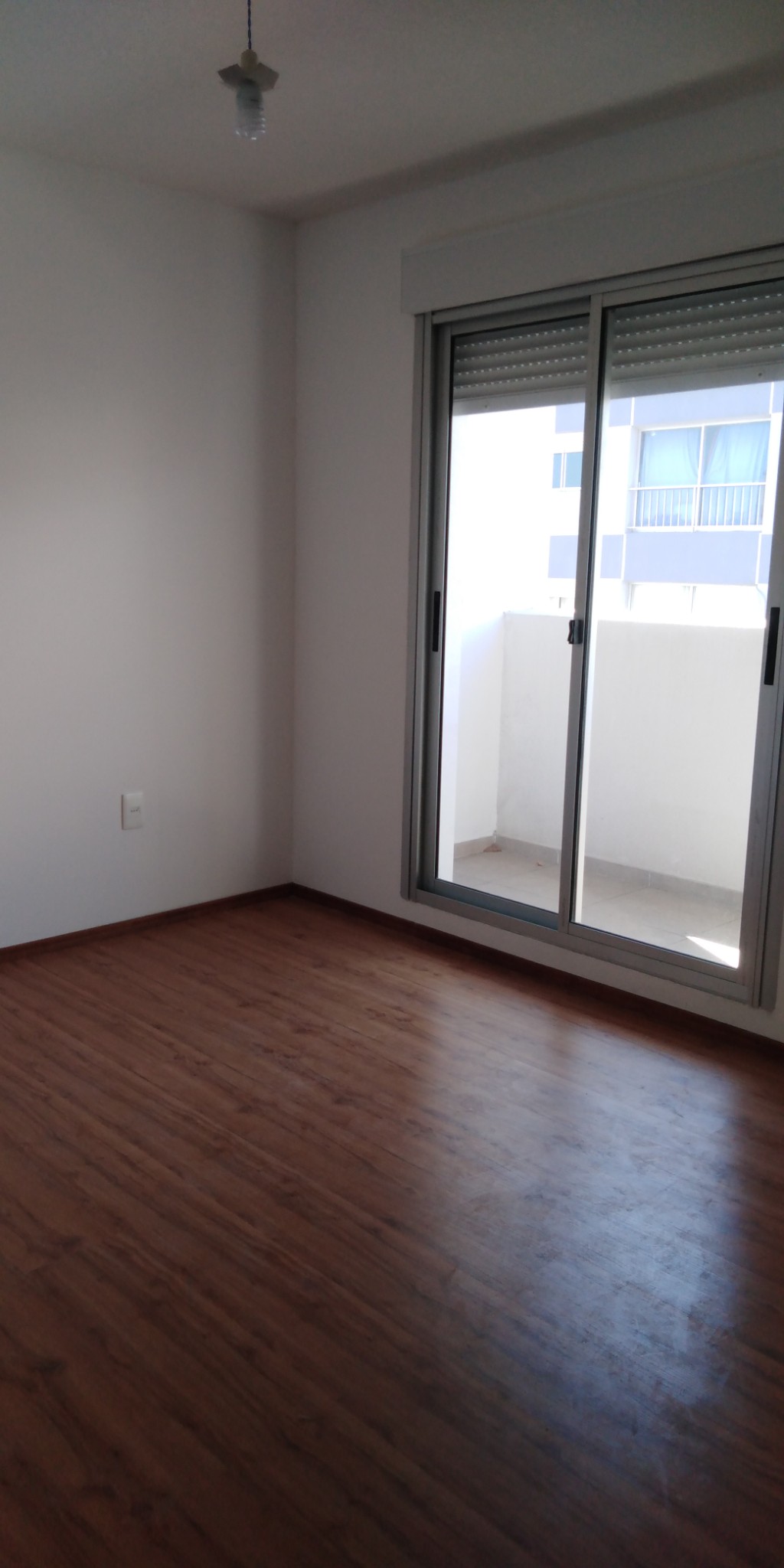 Precioso apartamento con bajísimos gastos comunes ideal estudiantes por su proximidad a centros de estudio