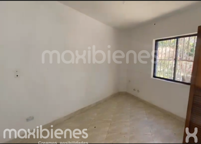 Local en arriendo en La Floresta, Medellín, 50 m² · foto 2 de 6