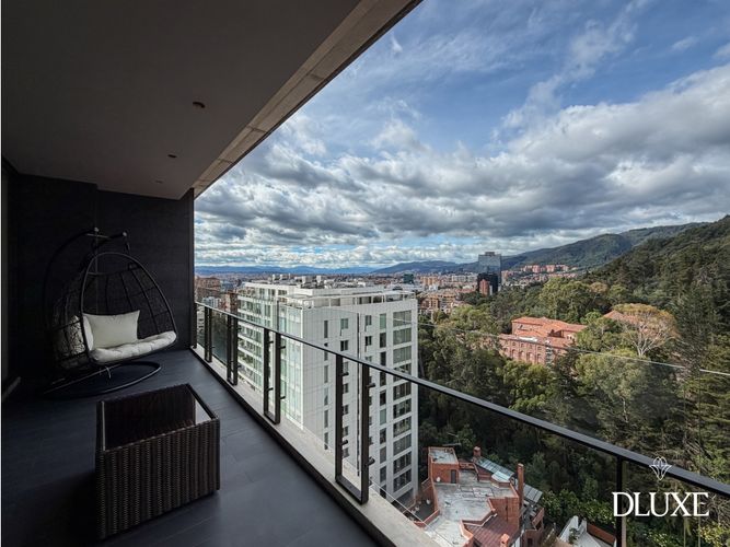 Apartamento de 3 alcobas en venta en Chico Norte, Bogotá, 340 m² · foto 7 de 24