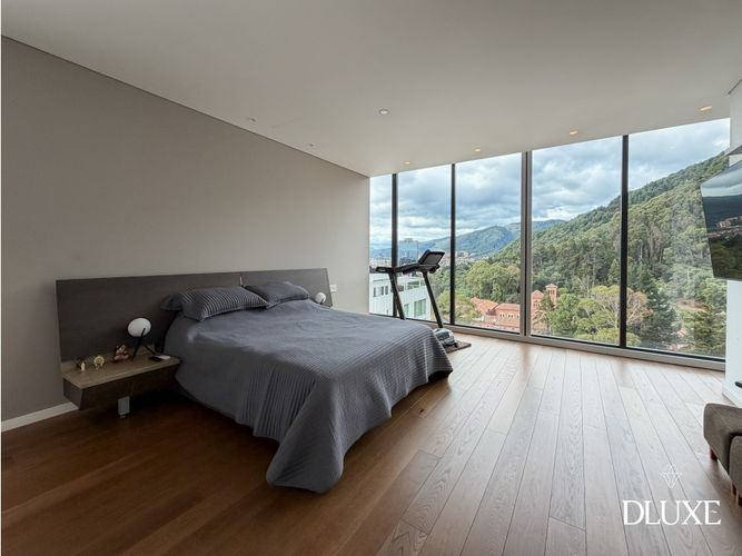 Apartamento de 3 alcobas en venta en Chico Norte, Bogotá, 340 m² · foto 15 de 24