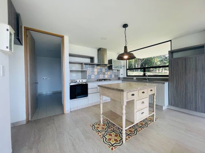Casa de 4 alcobas en venta en Lomitas, La Ceja, 309 m² · foto 8 de 24