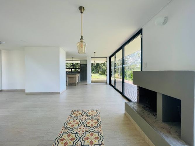 Casa de 4 alcobas en venta en Lomitas, La Ceja, 309 m² · foto 12 de 24