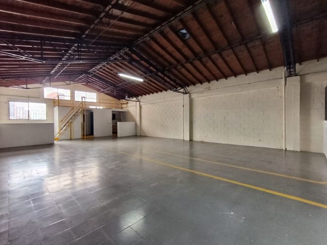 Bodega en arriendo en Mayorca, Sabaneta, 220 m² · foto 9 de 10