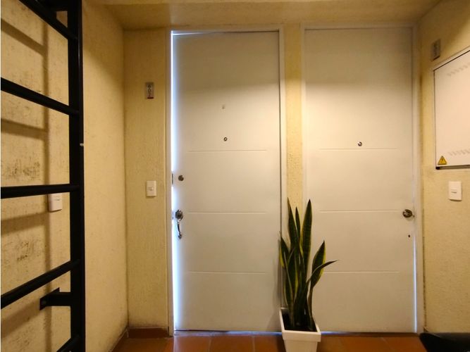 Apartaestudio en venta en Engativá, Bogotá, 39 m² · foto 4 de 24