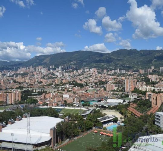 Oficina en venta en Primavera, Envigado, 74 m² · foto 4 de 9