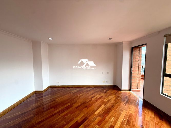 Apartamento de 3 alcobas en arriendo en Los Balsos, Medellín, 230 m² · foto 7 de 23