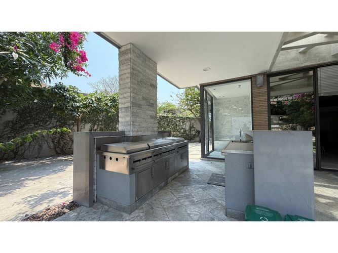 Casa de 4 alcobas en venta en Lagos Del Caujaral, Atlántico, 900 m² · foto 5 de 14