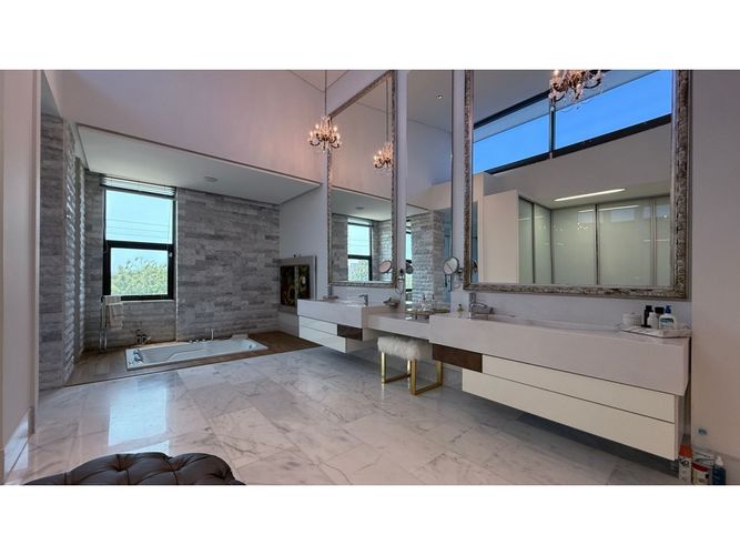 Casa de 4 alcobas en venta en Lagos Del Caujaral, Atlántico, 900 m² · foto 11 de 14