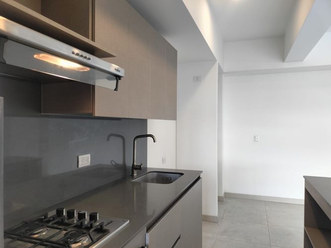 Apartamento de 3 alcobas en arriendo en Otraparte, Envigado, 80 m² · foto 5 de 16