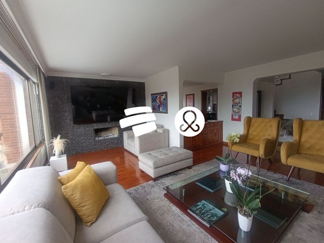 Apartamento de 3 alcobas en venta en La Calleja, Bogotá, 244 m² · foto 2 de 24