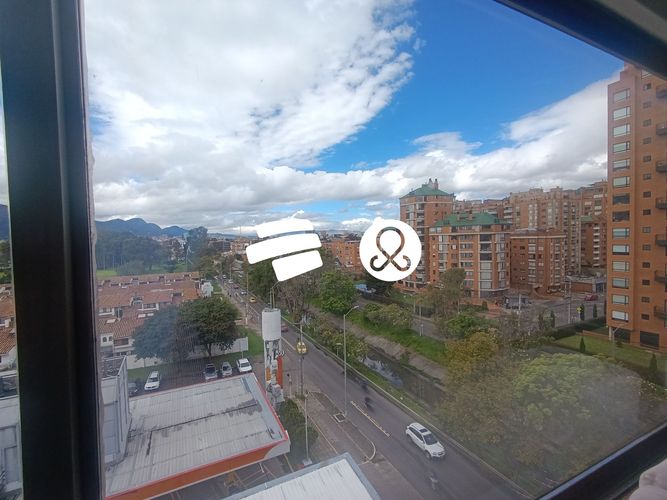 Apartamento de 3 alcobas en venta en La Calleja, Bogotá, 244 m² · foto 3 de 24