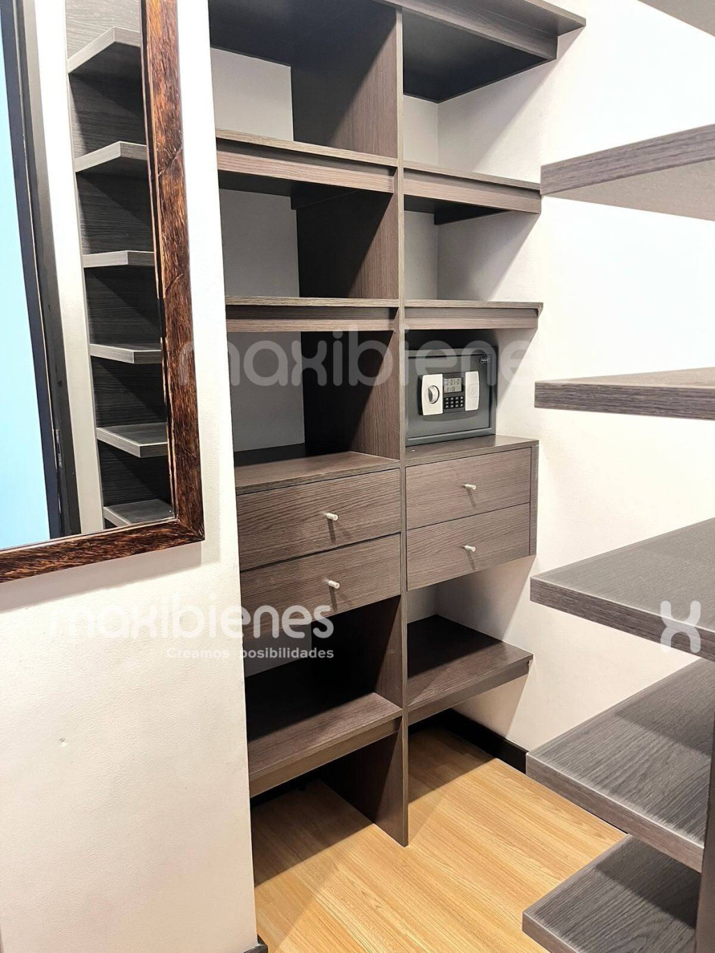 Apartamento en arriendo en El Poblado, Medellín · foto 11 de 11