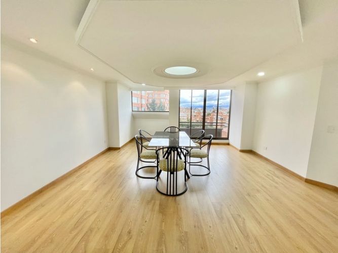 Apartamento en venta en Santa Barbara, Bogotá · foto 3 de 23