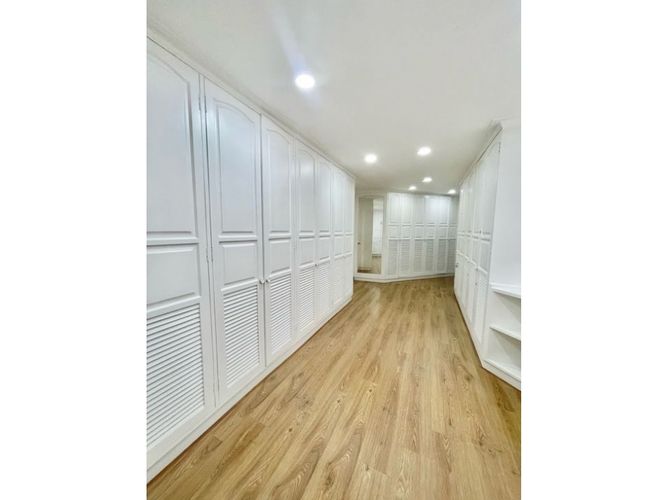 Apartamento en venta en Santa Barbara, Bogotá · foto 17 de 23