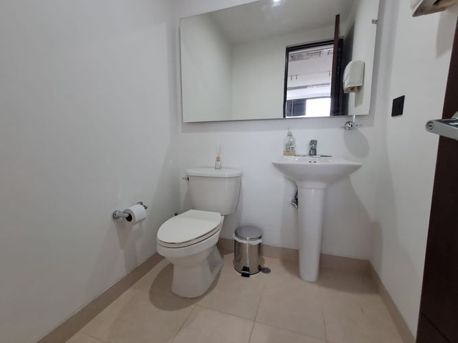 Oficina en arriendo en Patio Bonito, Medellín, 45 m² · foto 3 de 10