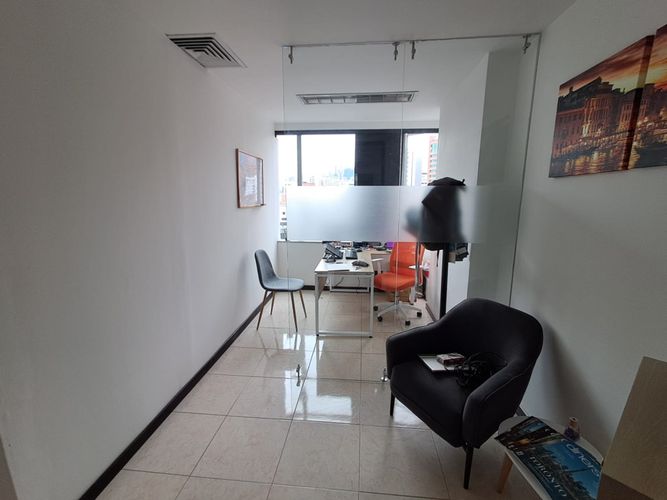 Oficina en arriendo en Patio Bonito, Medellín, 45 m² · foto 8 de 10