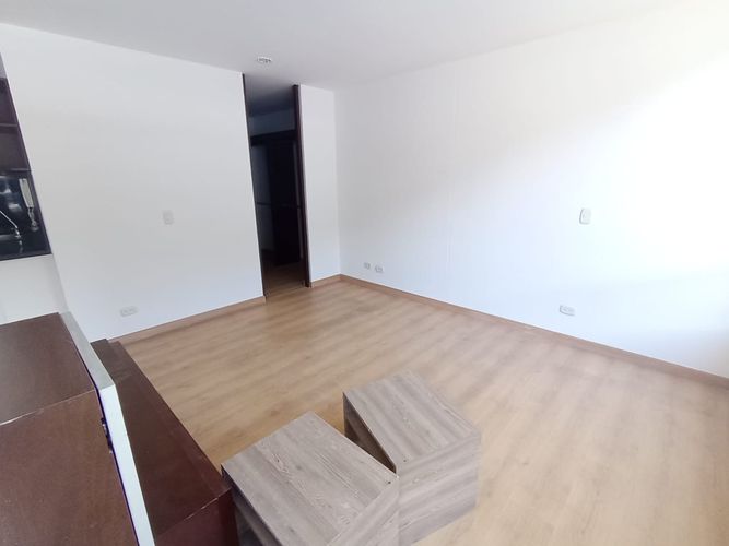 Apartaestudio en venta en Los Rosales, Bogotá, 60 m² · foto 14 de 24