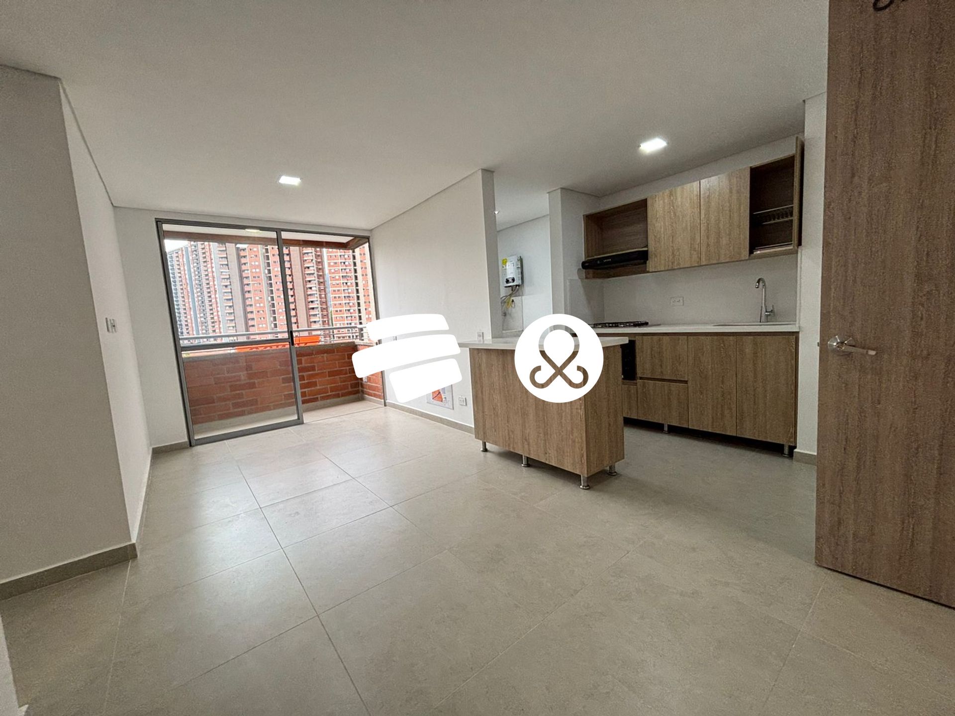 Apartamento en venta en Ditaires, Itagüí · foto 2 de 12