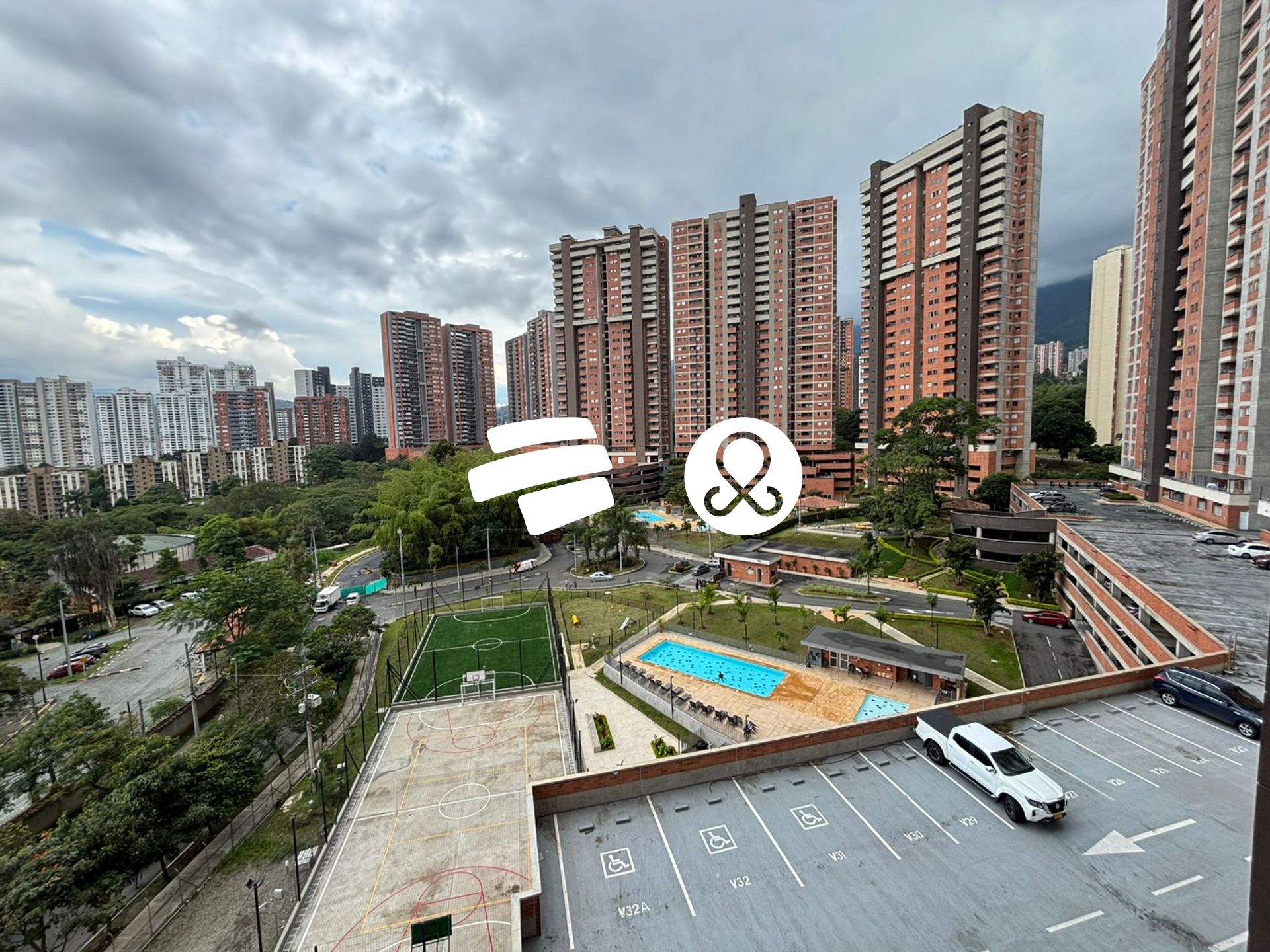 Apartamento en venta en Ditaires, Itagüí · foto 3 de 12