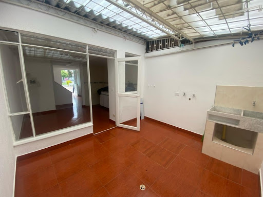 Casa en venta en Villas De Granada, Bogotá · foto 4 de 24