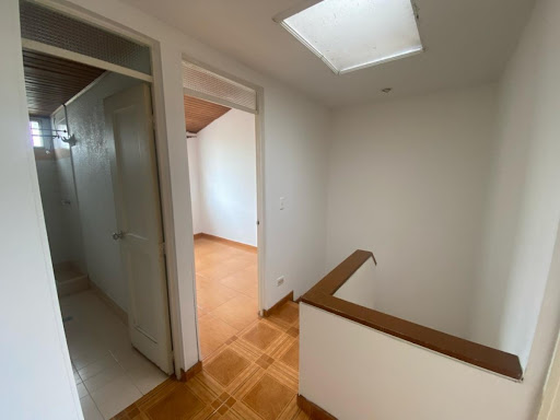 Casa en venta en Villas De Granada, Bogotá · foto 7 de 24