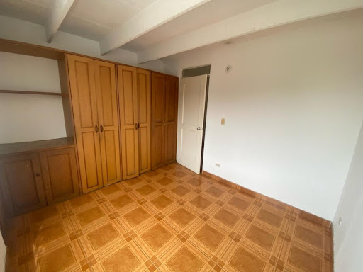 Casa en venta en Villas De Granada, Bogotá · foto 12 de 24
