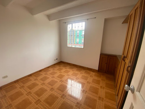 Casa en venta en Villas De Granada, Bogotá · foto 18 de 24