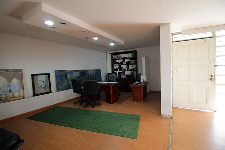 Edificio en venta en Conquistadores, Medellín, 696 m² · foto 7 de 11