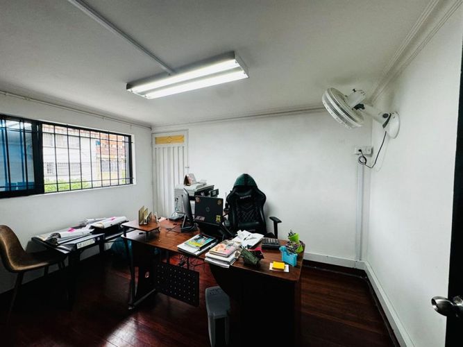 Local en venta en Conquistadores, Medellín, 911 m² · foto 24 de 24