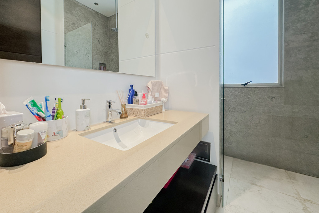 Apartamento en venta en Los Rosales, Bogotá · foto 17 de 24