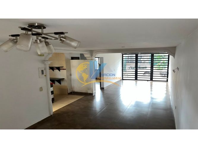 Casa de 5 alcobas en venta en Divino Niño, Piedecuesta, 120 m² · foto 2 de 18