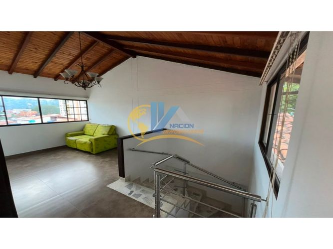 Casa de 5 alcobas en venta en Divino Niño, Piedecuesta, 120 m² · foto 13 de 18