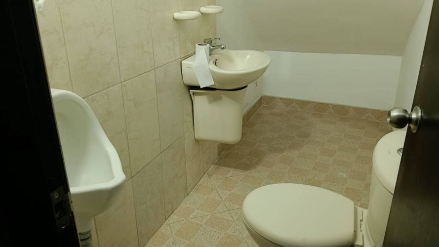Oficina en arriendo en Suramericana, Medellín, 250 m² · foto 17 de 24