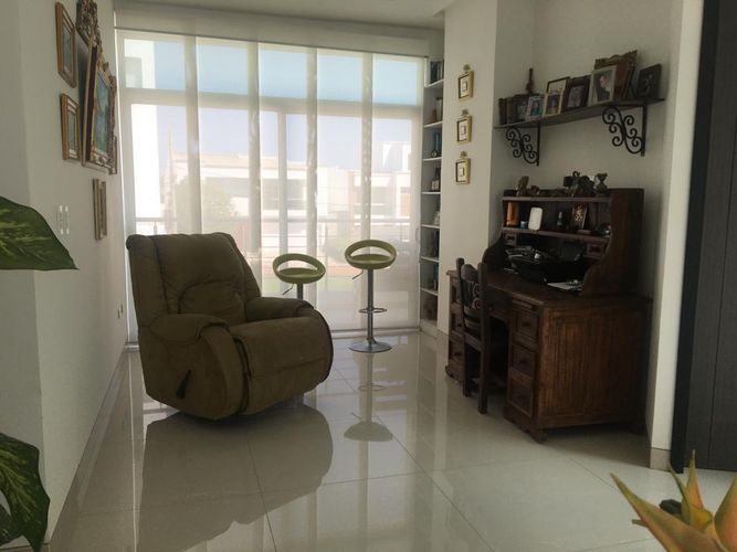 Casa de 5 alcobas en venta en Villa Campestre, Barranquilla, 439 m² · foto 15 de 16