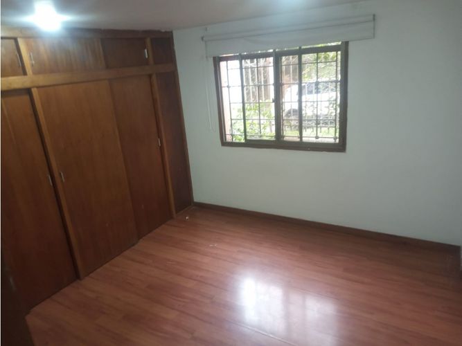 Casa de 3 alcobas en venta en Aves Maria, Sabaneta, 217 m² · foto 8 de 14