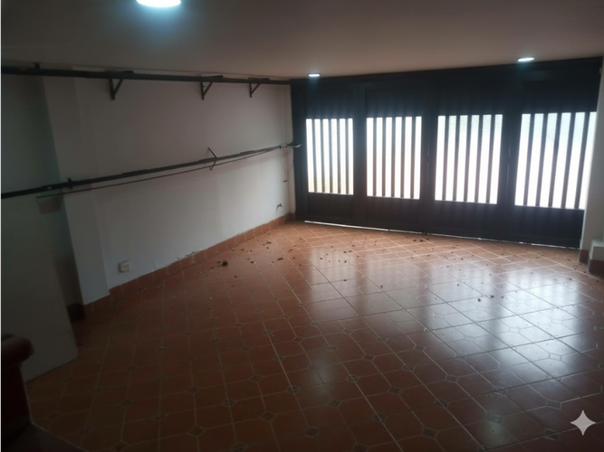 Casa de 3 alcobas en venta en Aves Maria, Sabaneta, 217 m² · foto 14 de 14