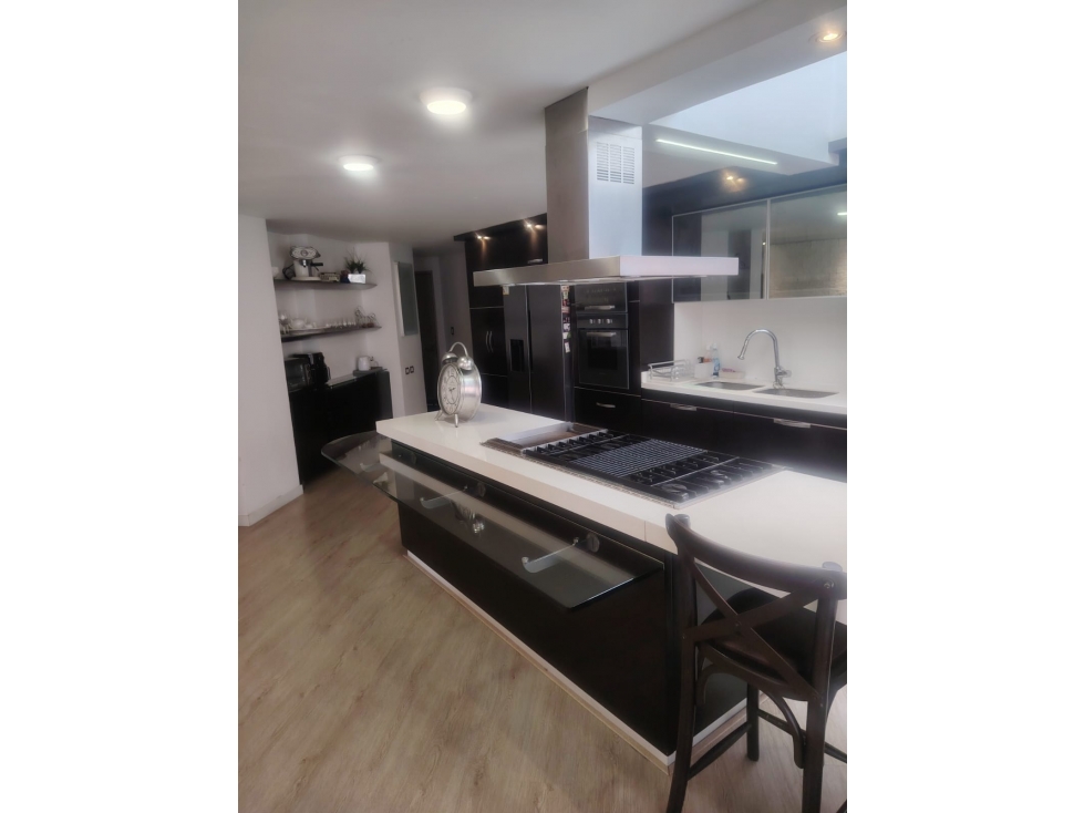 Apartamento en venta en El Chico, Bogotá · foto 10 de 24