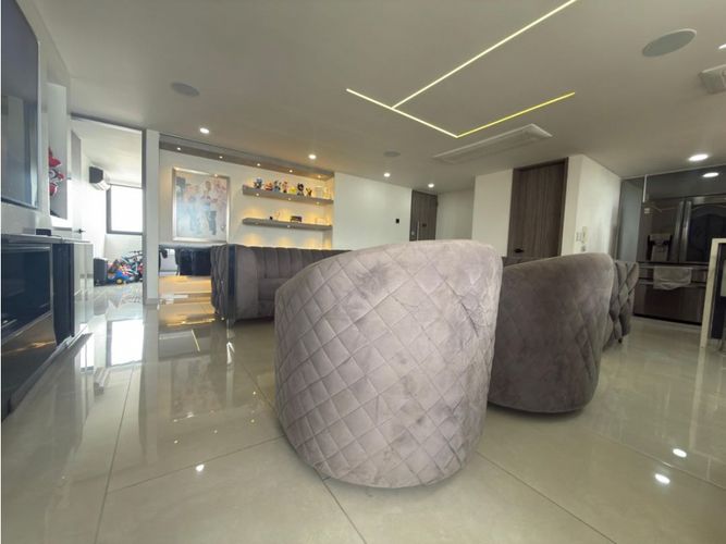 Apartamento de 3 alcobas en venta en El Limonar, Cali, 175 m² · foto 2 de 22