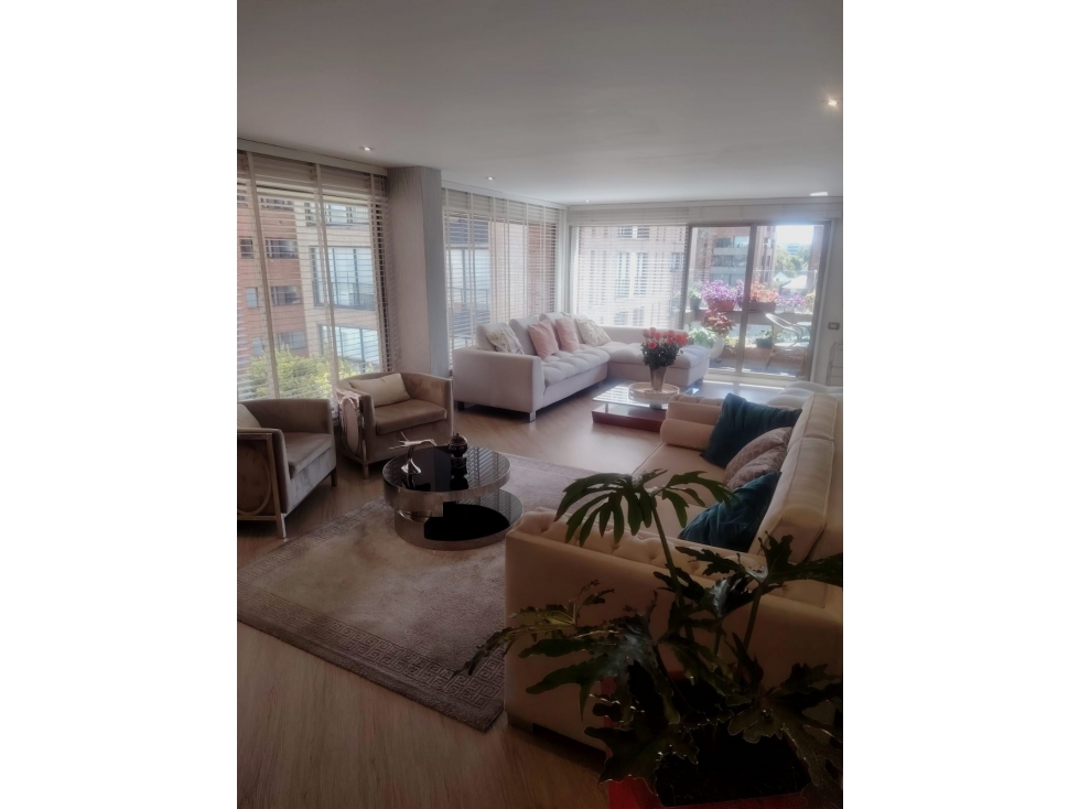 Apartamento en venta en El Chico, Bogotá · foto 14 de 24
