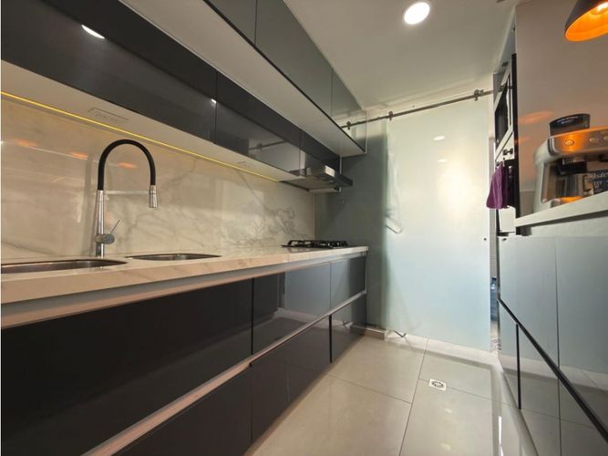 Apartamento de 3 alcobas en venta en El Limonar, Cali, 175 m² · foto 8 de 22