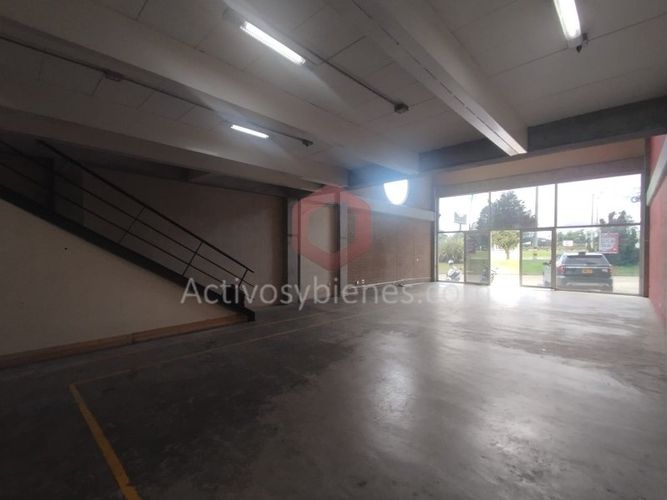 Local en arriendo en Llano Grande, Rionegro, 175 m² · foto 2 de 24