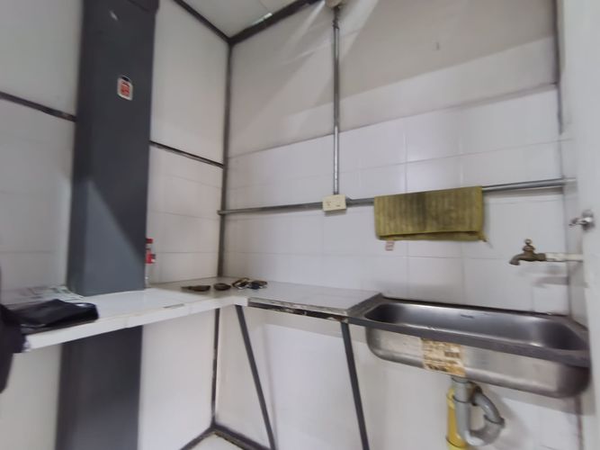Bodega en arriendo en San Diego, Medellín, 200 m² · foto 8 de 8
