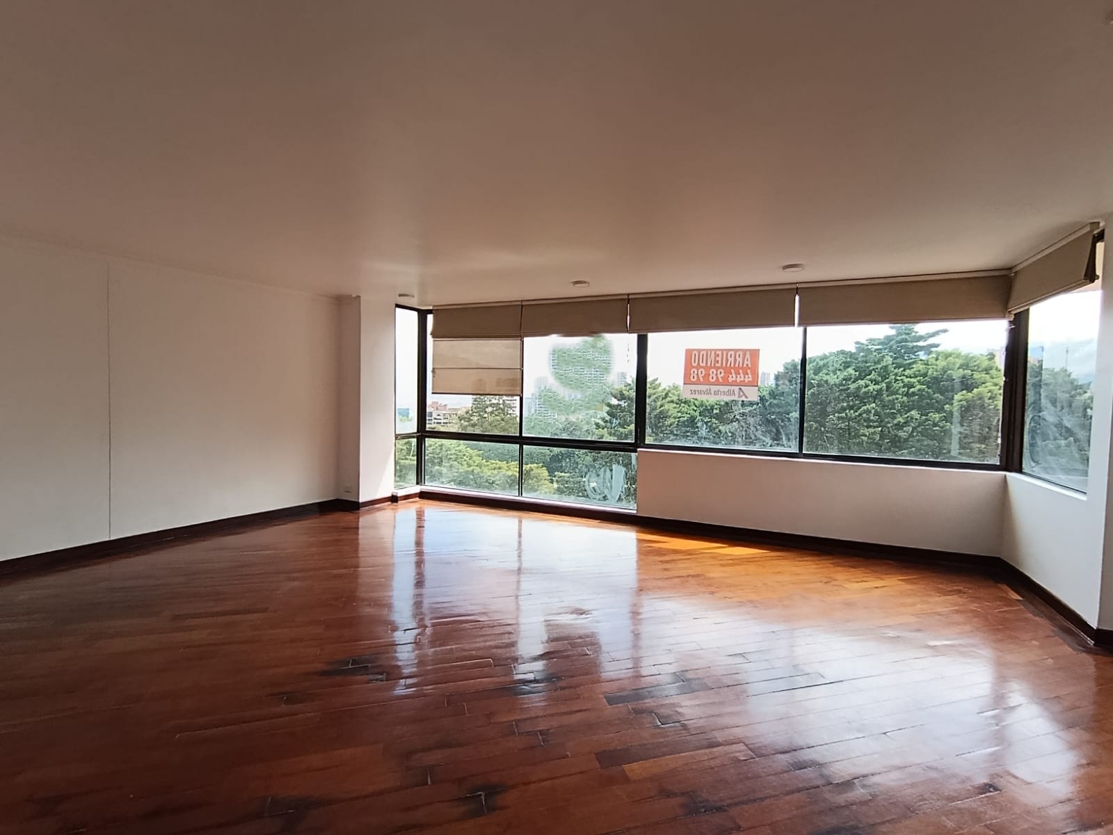 Departamento en alquiler con baja de precio en El Poblado